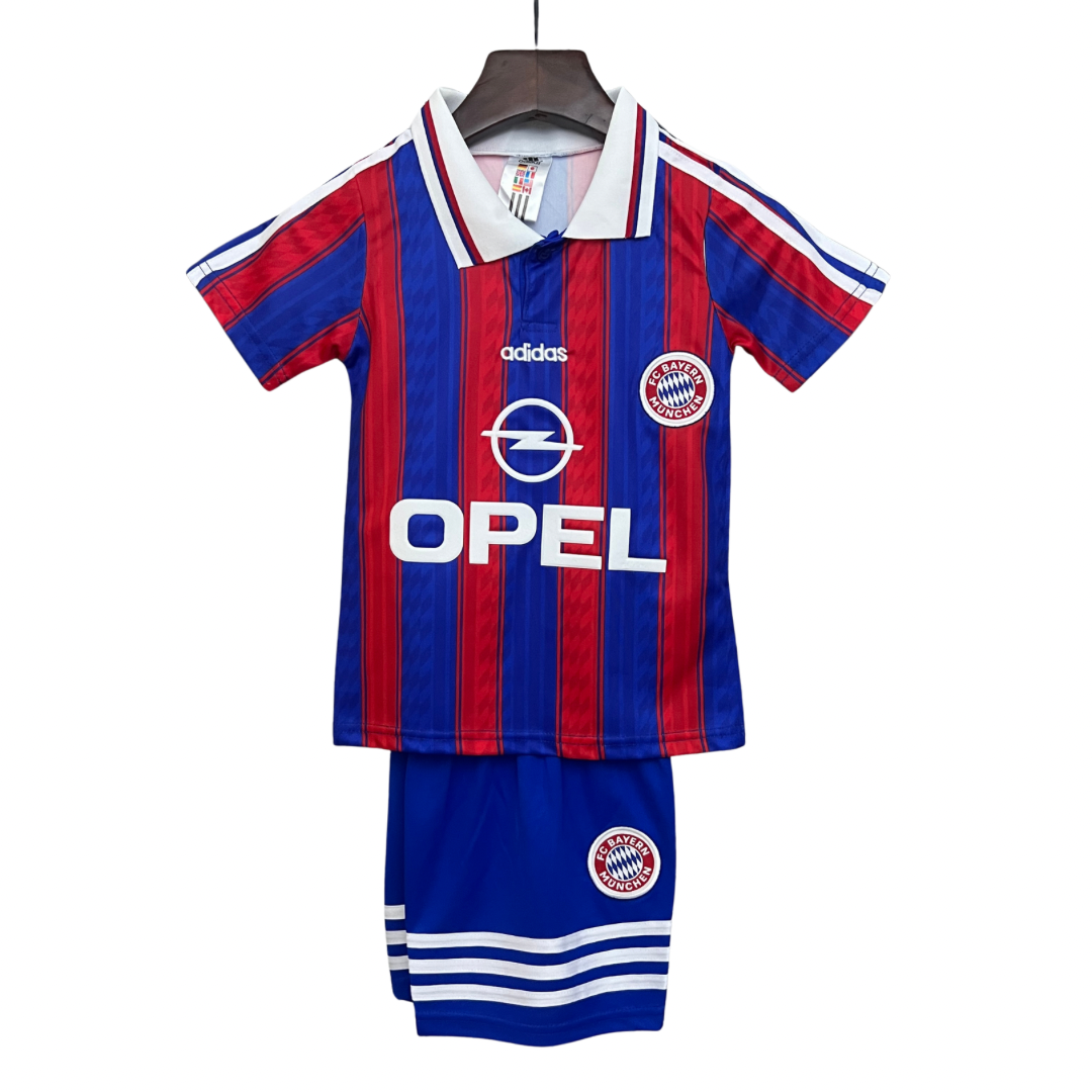 T-shirt e Pantaloncini per Bambino Bayern Monaco Retro Home 95/97
