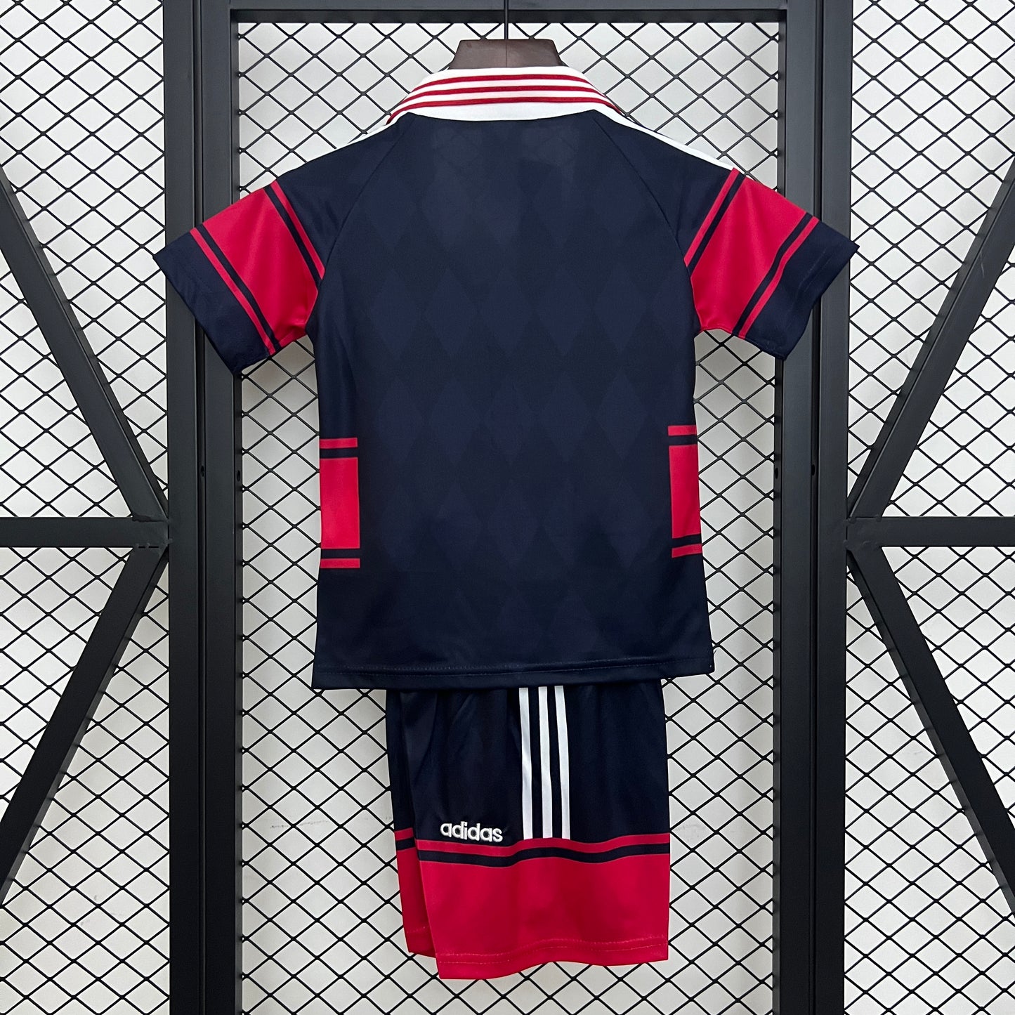 T-shirt e Pantaloncini per Bambino Bayern Monaco Retro Home 97/99