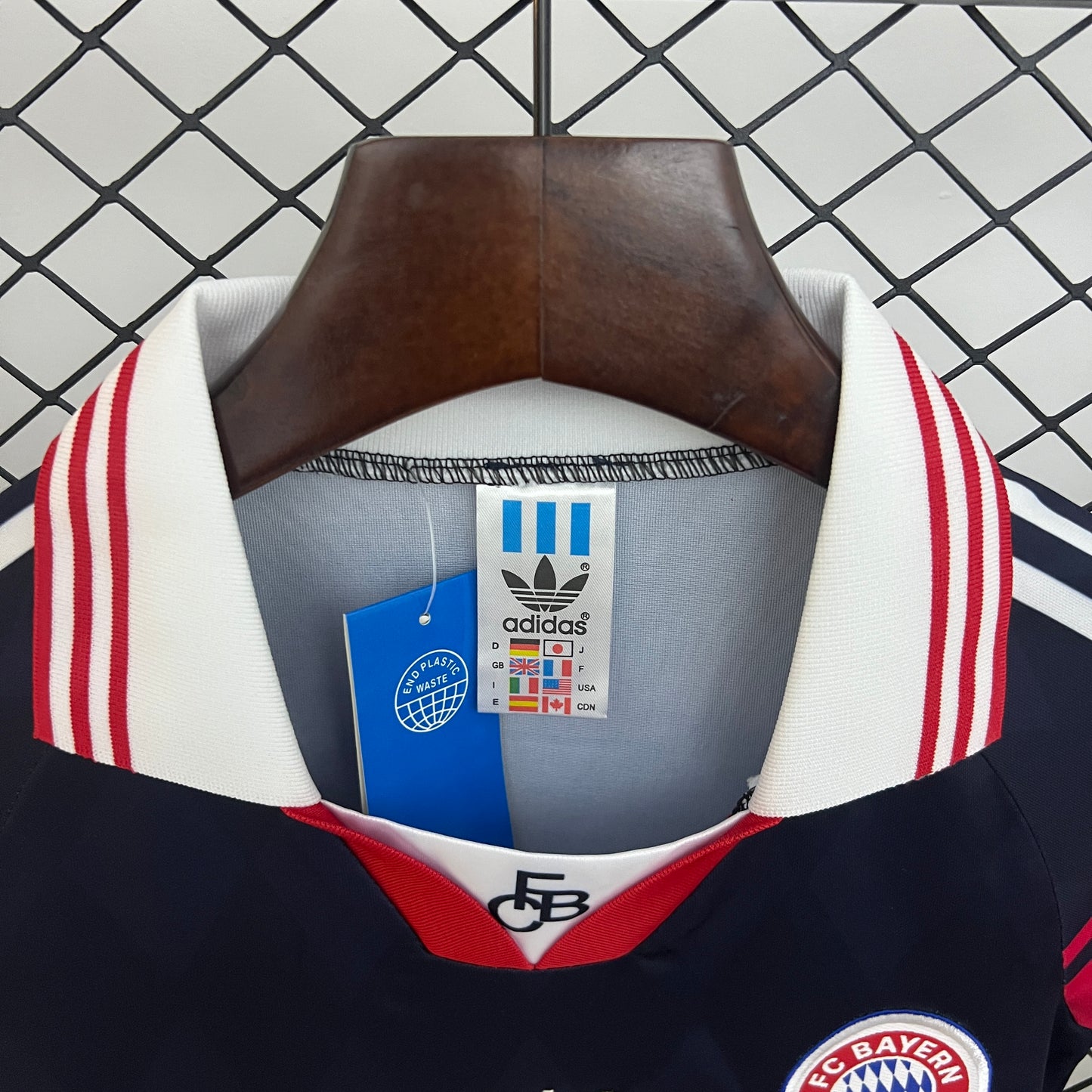 T-shirt e Pantaloncini per Bambino Bayern Monaco Retro Home 97/99