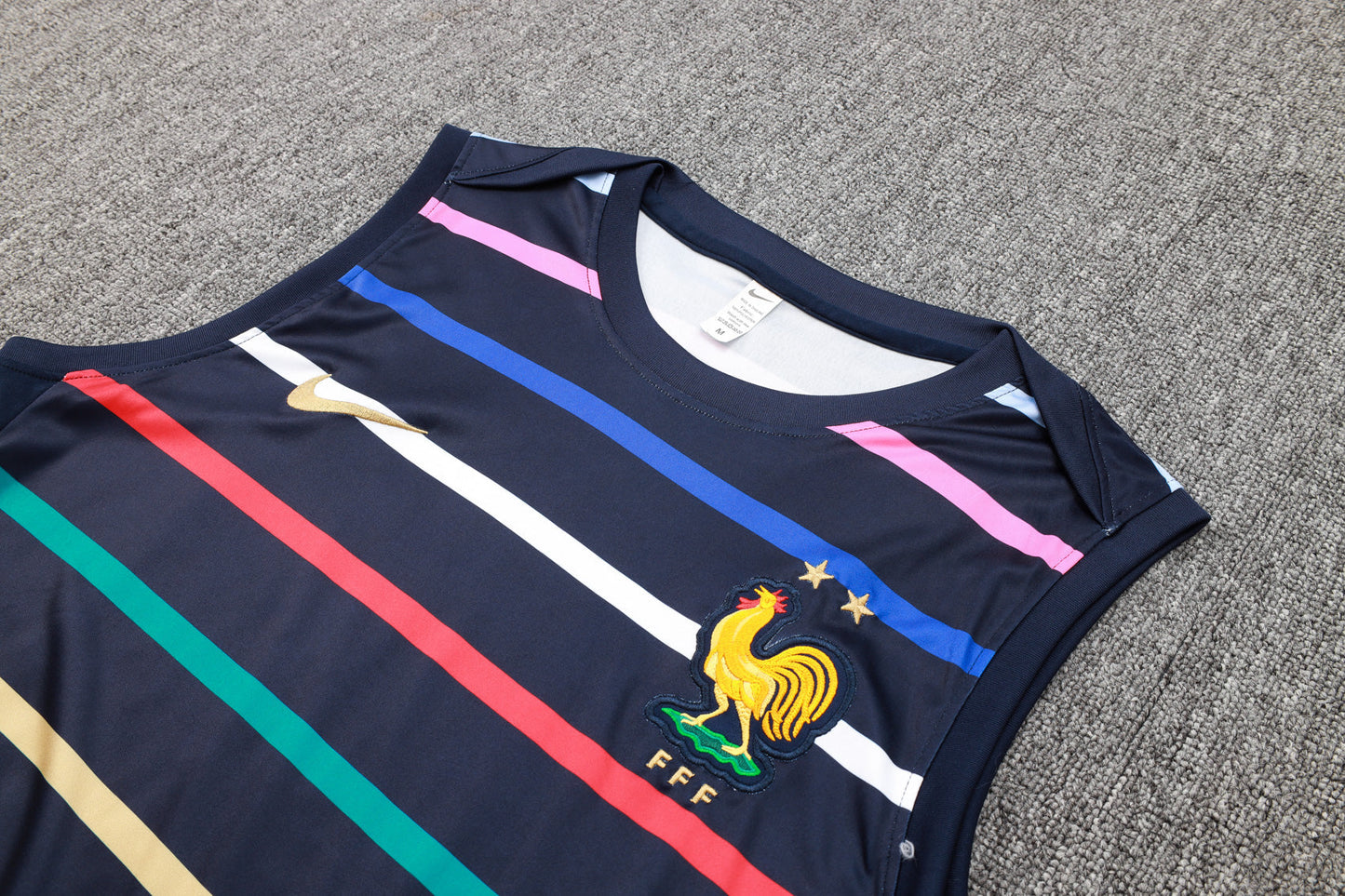 Maglia da allenamento e pantaloncini del Francia 24/25