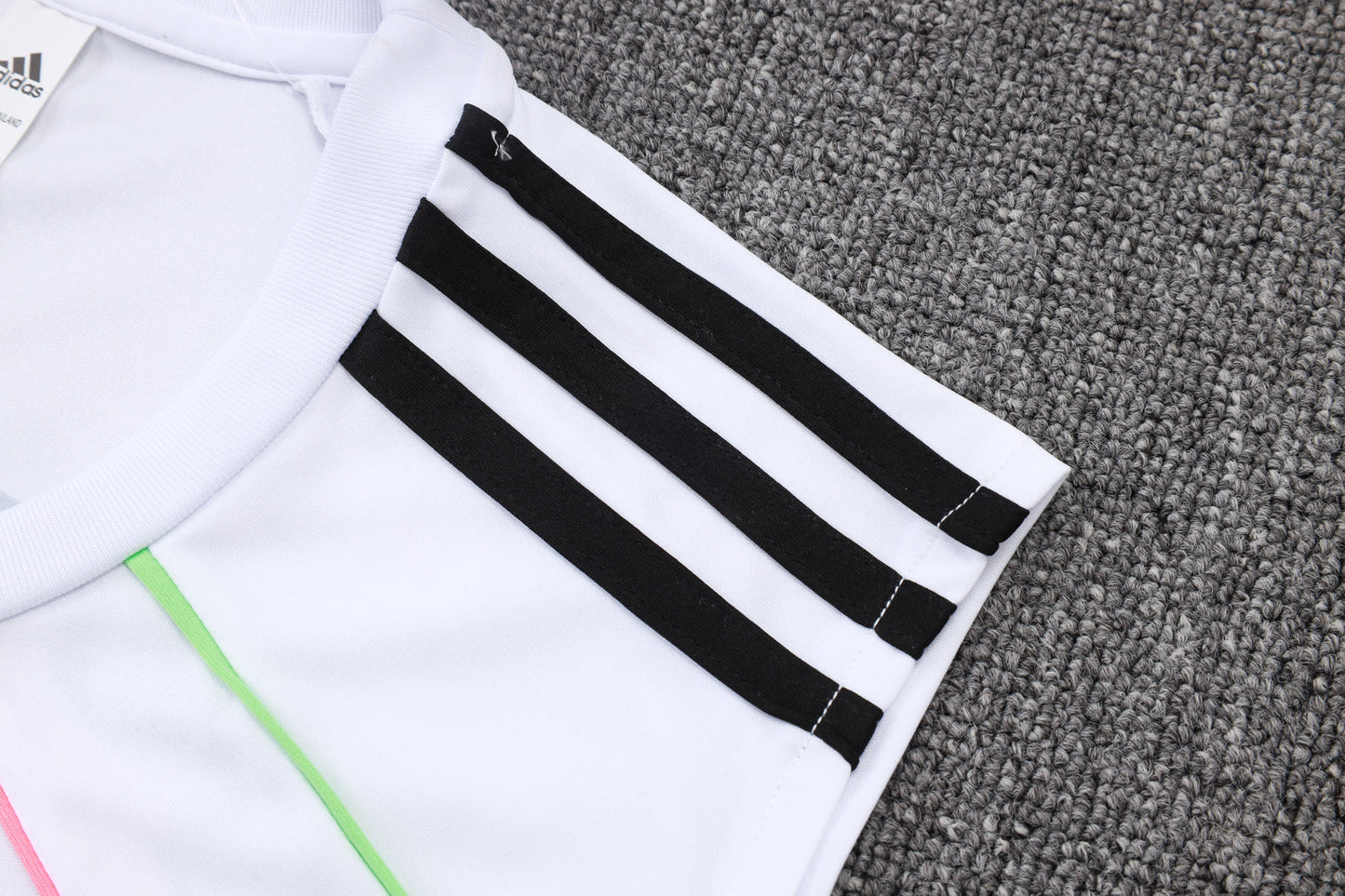 Kit allenamento Juventus 25/26
