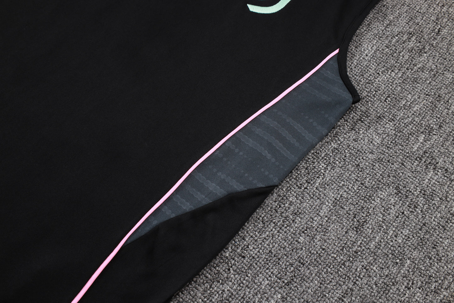 Kit allenamento Juventus 25/26