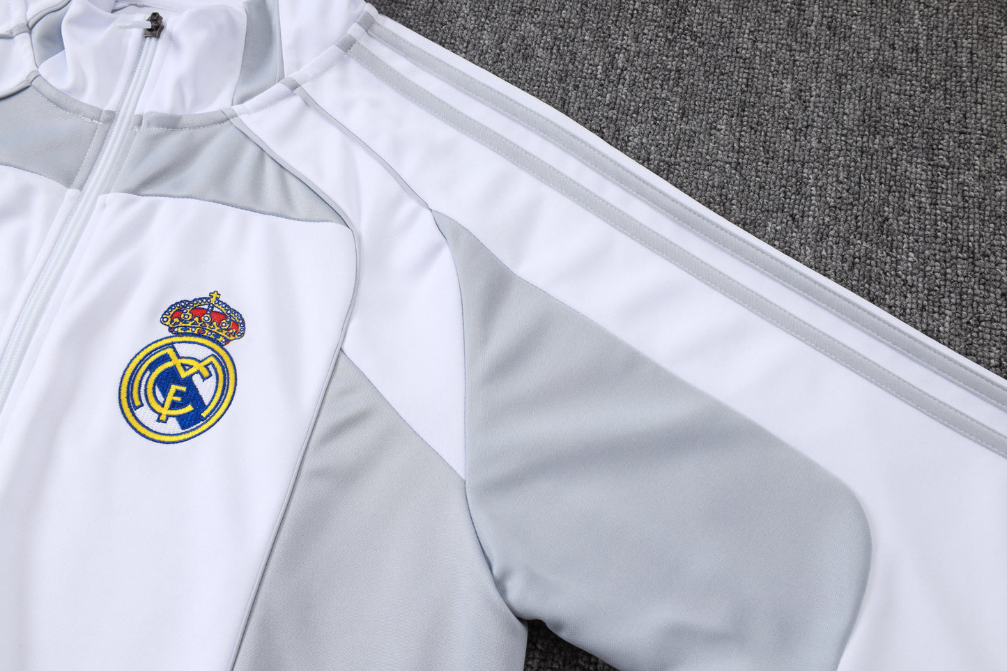 Insieme Tuta Calcio Real Madrid 25/26