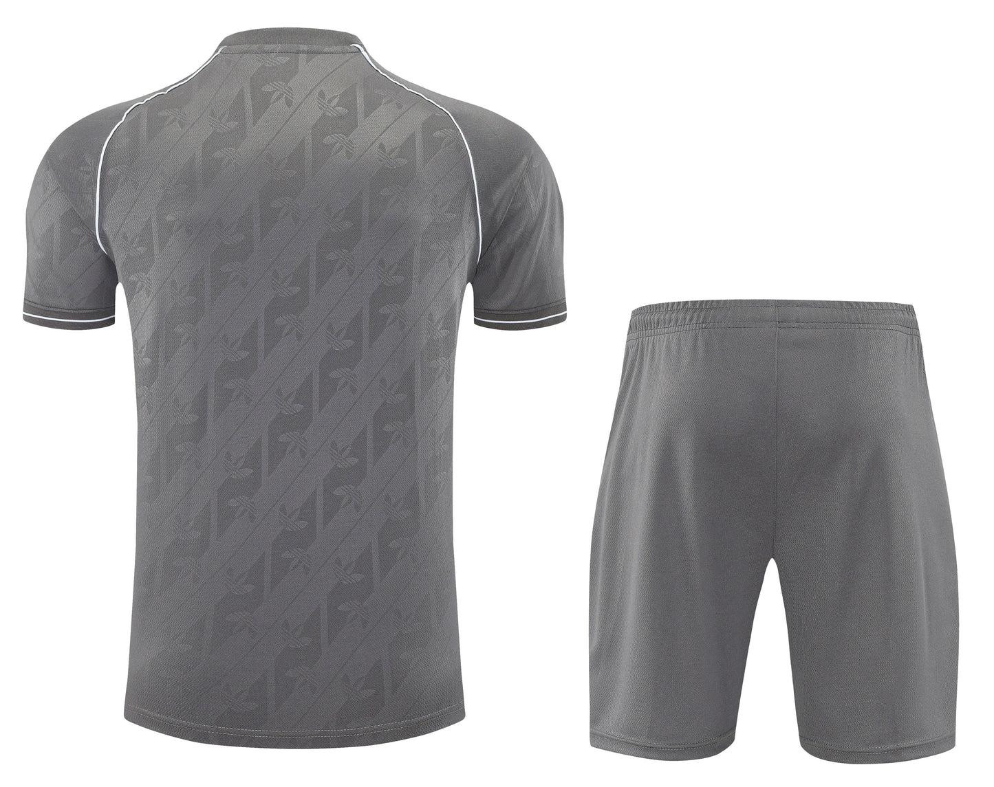 Maglia da allenamento e pantaloncini del Real Madrid 25/26