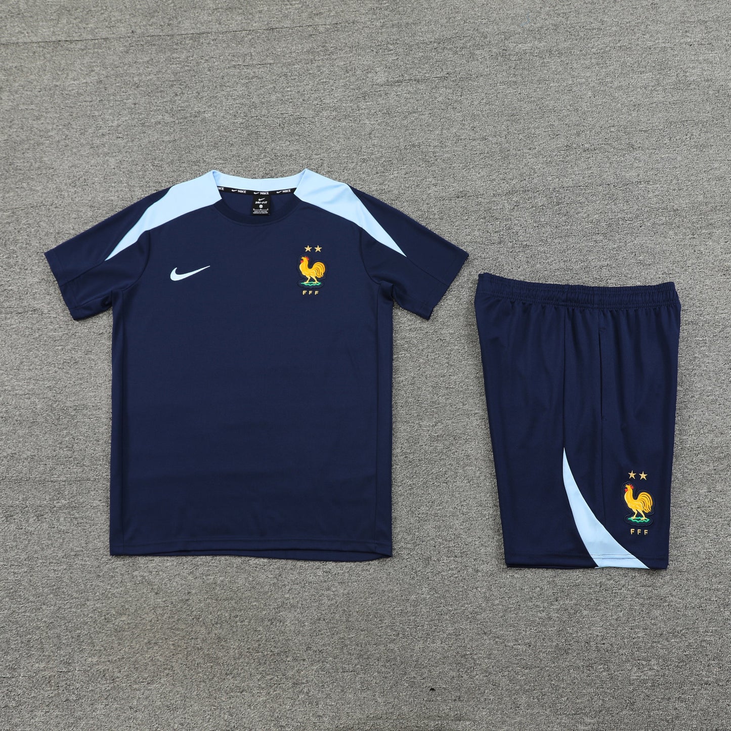 Maglia da allenamento e pantaloncini del Francia 24/25