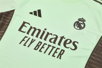 Maglia e Pantaloncini pre-allenamento Real Madrid  Bambino 25/26