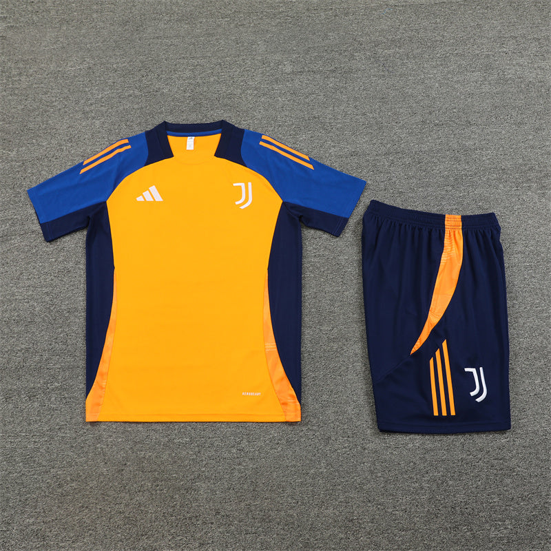 Kit allenamento Juventus 24/25