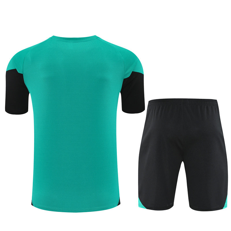 Maglia da allenamento e pantaloncini del Liverpool Bambino 25/26