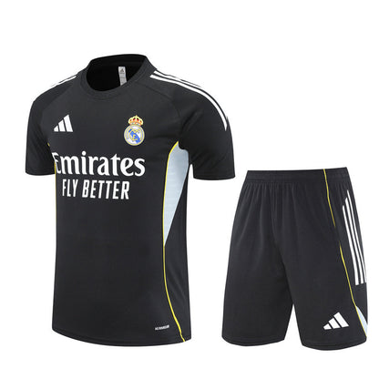 Maglia e Pantaloncini pre-allenamento Real Madrid Bambino 25/26