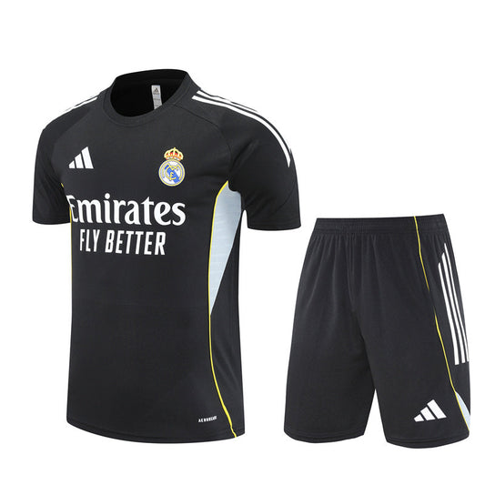 Maglia e Pantaloncini pre-allenamento Real Madrid Bambino 25/26