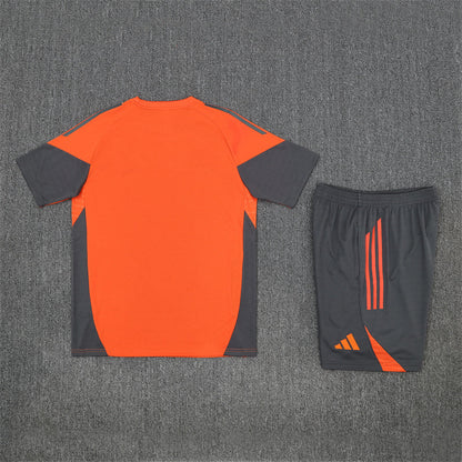 Maglia da allenamento e pantaloncini del Bayern Bambino 25/26
