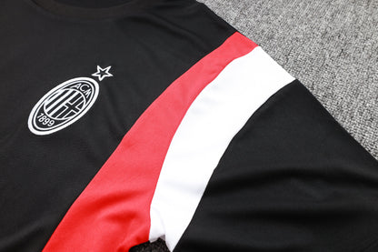 Maglia e Pantaloni Milan 23/24