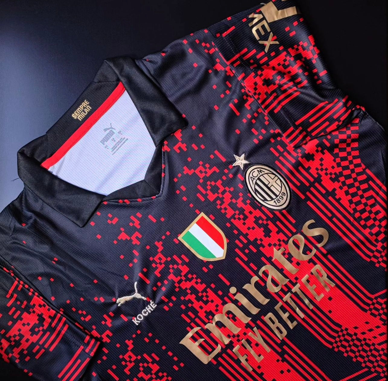 Maglia AC MILAN GARA X KOCHE 4th 2022/23 - Con Toppa Scudetto e Serie A