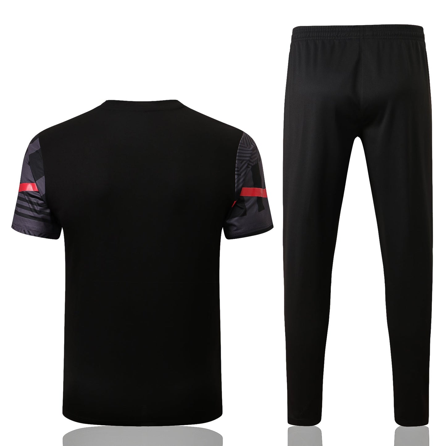 Maglia e Pantaloni Milan